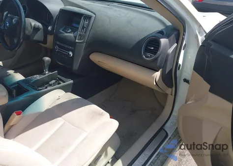 2014 Nissan Maxima 3.5 S z USA, uszkodzony, nr VIN 1N4AA5AP3EC450022